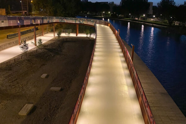 Réalisation Plaine Commune LED PUCK SNAP