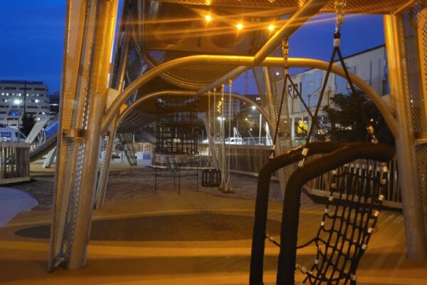 Réalisation Lyon LED PUCK DOME